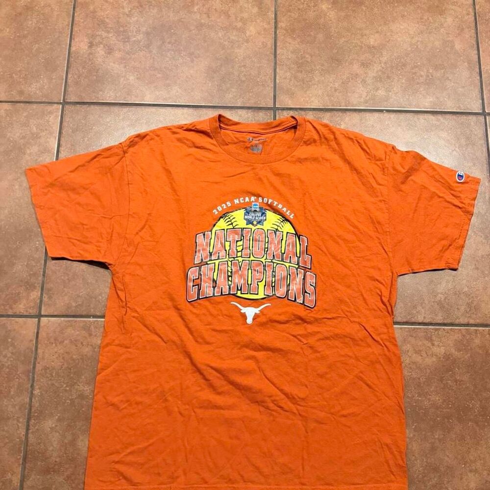 Champion Men's Orange T-shirt